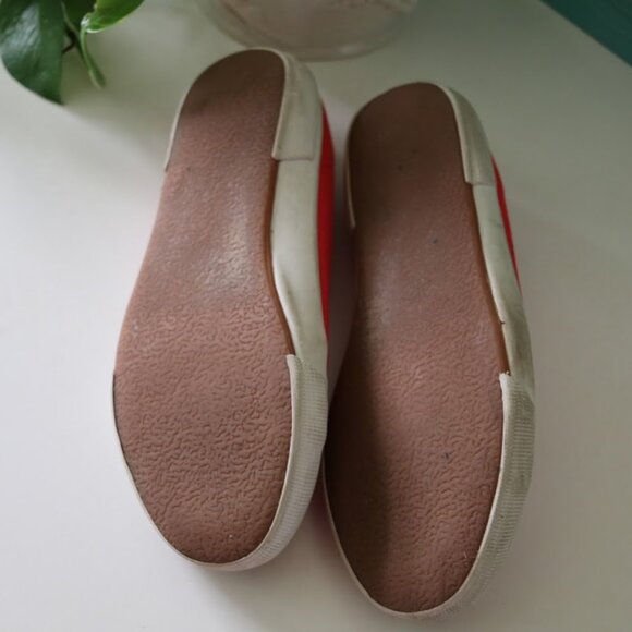 Old Navy Retro-Vintage Lace-Up Canvas Sneakers - Red, Size 7 - Picture 5 of 14